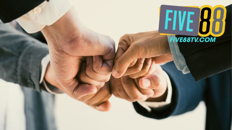 Văn Long - Tác Giả Five88